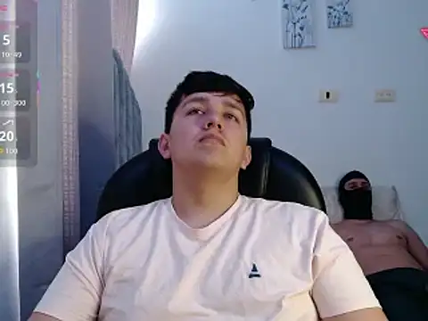 Snapshot of Alan_red chatting on June 5, 3:51 pm Alan red online show from June 5, 3:51 pm