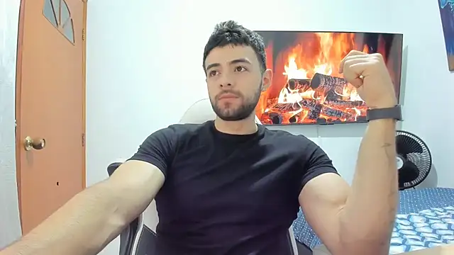 Snapshot of jackpit7 chatting on February 18, 7:04 am jackpit7 online show from February 18, 7:04 am