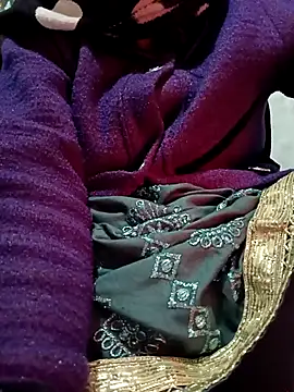 Sexy Tanya69 online show from December 17, 12:05 am