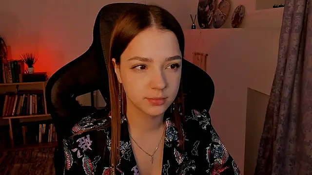 PamBeesly online show from January 25, 3:09 pm