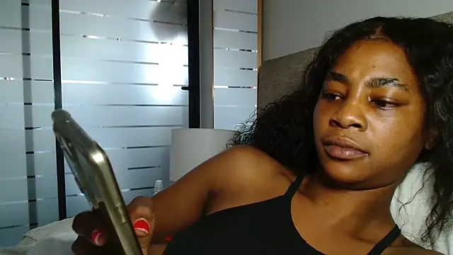 Godessofpleasxa online show from February 19, 5:36 am