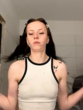 Ciara2004 online show from November 19, 11:10 am