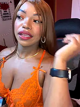 Snapshot of SaraYedid17 chatting on November 2, 6:27 am SaraYedid17 online show from November 2, 6:27 am