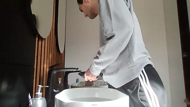 Snapshot of AvvocatoPorco chatting on January 26, 11:06 am AvvocatoPorco online show from January 26, 11:06 am