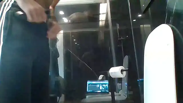 Snapshot of AvvocatoPorco chatting on February 2, 10:35 am AvvocatoPorco online show from February 2, 10:35 am