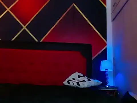 Snapshot of Cristian_white chatting on February 2, 6:53 pm Cristian white online show from February 2, 6:53 pm