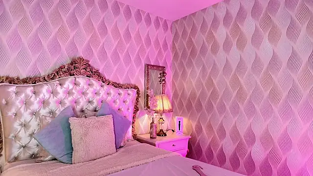 Bella Smiith  online show from January 19, 4:33 pm