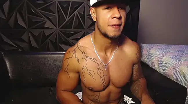 Snapshot of Jacob_Beckett chatting on February 18, 11:44 am Jacob Beckett online show from February 18, 11:44 am