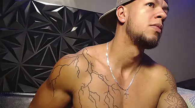 Snapshot of Jacob_Beckett chatting on February 23, 11:25 pm Jacob Beckett online show from February 23, 11:25 pm