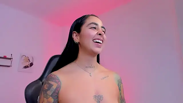 sophierooy22 online show from September 30, 7:41 pm