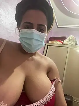 Lola-Sexxx online show from February 12, 7:35 pm