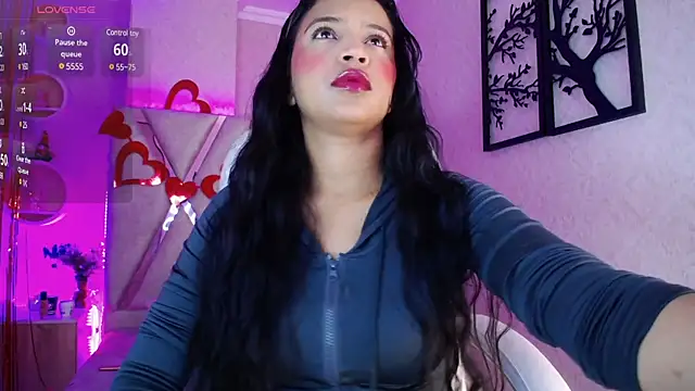 Sophia waalker  1 online show from February 19, 11:38 am