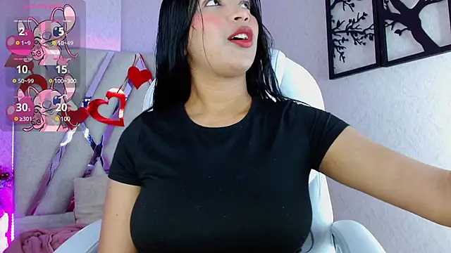 Sophia waalker  1 online show from March 5, 11:28 am