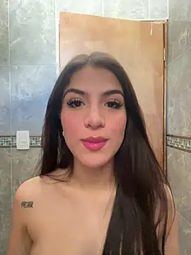 thompsonabella666 online show from February 15, 7:06 pm