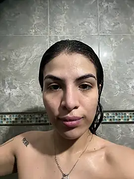 thompsonabella666 online show from March 28, 11:04 pm