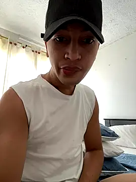 Diegosavage3 online show from September 22, 6:43 pm