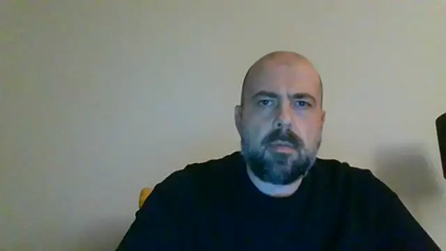 Snapshot of greek_37 chatting on December 16, 12:15 am greek 37 online show from December 16, 12:15 am