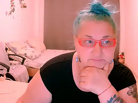 mayamayx online show from July 8, 8:24 pm