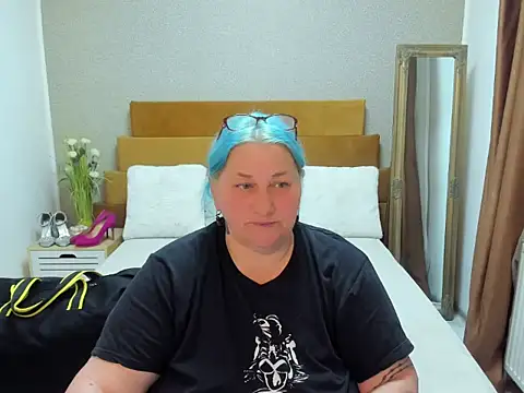 mayamayx online show from July 15, 8:36 pm