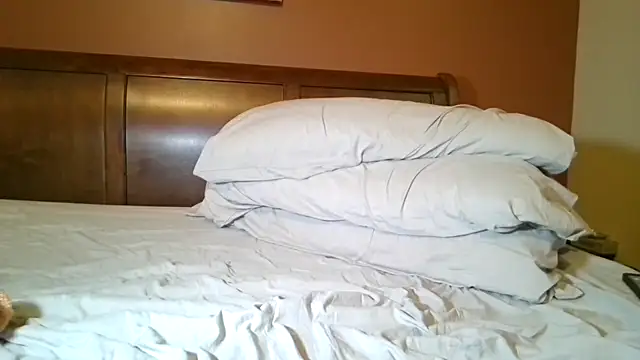 Snapshot of Soultouch1 chatting on October 31, 11:11 am Soultouch1 online show from October 31, 11:11 am