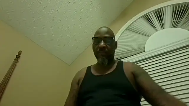 Snapshot of Soultouch1 chatting on November 21, 7:18 am Soultouch1 online show from November 21, 7:18 am