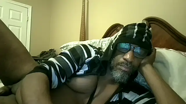 Snapshot of Soultouch1 chatting on January 10, 11:23 am Soultouch1 online show from January 10, 11:23 am