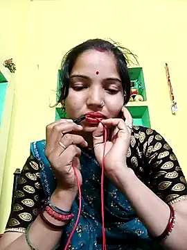 Bhuvi Bedi online show from February 12, 3:38 pm