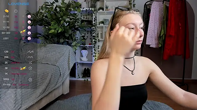 Rachel Rut online show from October 11, 4:12 am