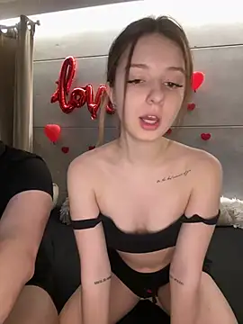 adam-tessa-morel online show from February 21, 6:26 pm