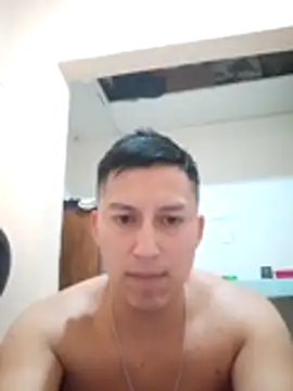 Snapshot of LuisMex1998 chatting on October 29, 8:05 am LuisMex1998 online show from October 29, 8:05 am