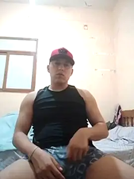 Snapshot of LuisMex1998 chatting on November 5, 8:14 am LuisMex1998 online show from November 5, 8:14 am