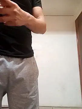 Snapshot of LuisMex1998 chatting on December 4, 3:05 am LuisMex1998 online show from December 4, 3:05 am