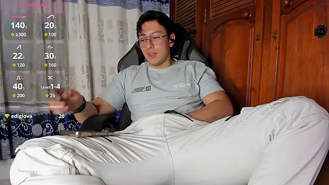 Amon  ashford online show from February 3, 1:26 am