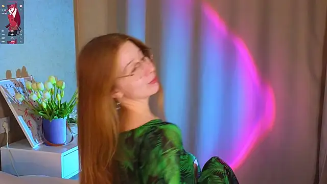 Snapshot of MarjorieBrown chatting on September 11, 3:56 pm MarjorieBrown online show from September 11, 3:56 pm