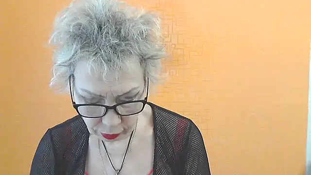 NessyJenixs online show from February 19, 8:32 am