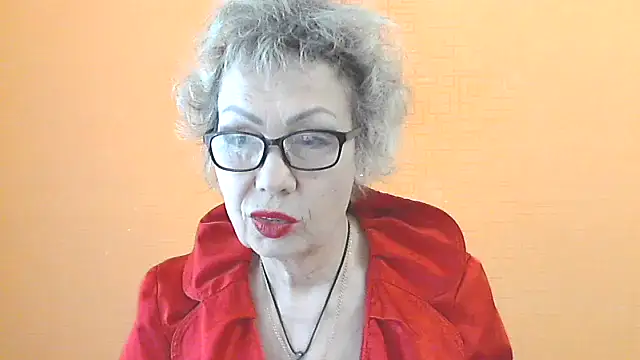 NessyJenixs online show from May 5, 7:05 am