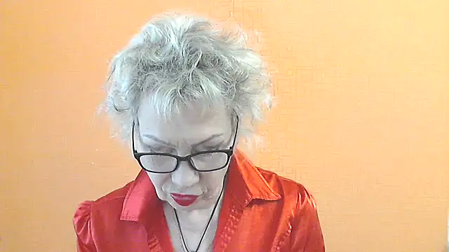 NessyJenixs online show from May 17, 7:50 am