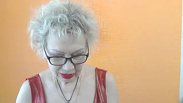 NessyJenixs online show from May 24, 6:51 am
