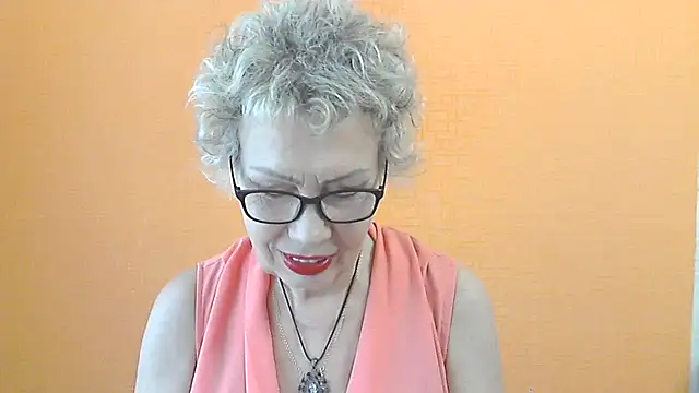NessyJenixs online show from July 1, 7:21 am