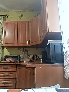 Laura Kiss online show from November 30, 9:13 am