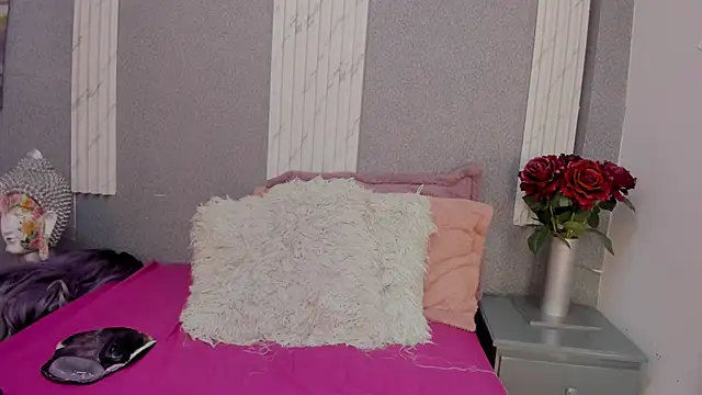 Alahia Am online show from February 6, 2:48 pm