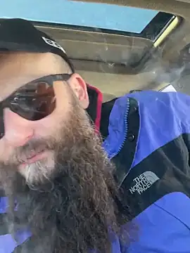MasterMike2030 online show from March 18, 3:31 pm