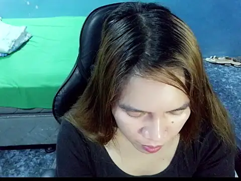 Snapshot of Asianpinaybeauty_yam007 chatting on April 18, 8:20 pm Asianpinaybeauty yam007 online show from April 18, 8:20 pm