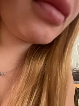 ella zzz online show from November 14, 8:57 am