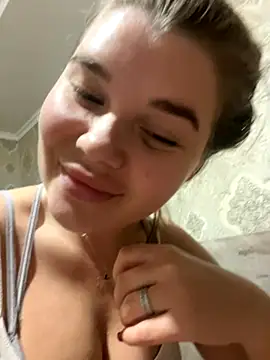 ella zzz online show from November 15, 9:54 pm