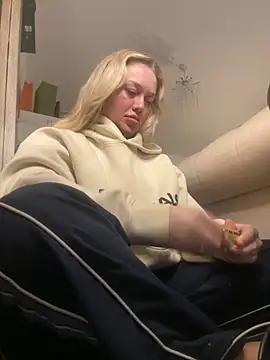 blissdimicco online show from November 20, 1:33 pm