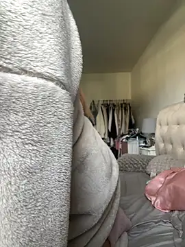 blissdimicco online show from December 5, 10:35 am