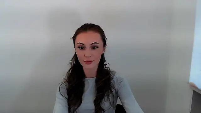 Nikonara Love online show from October 11, 12:15 pm