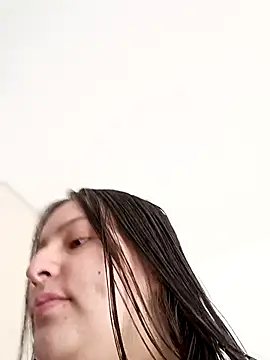 Snapshot of ary-cooper chatting on October 31, 7:15 pm ary-cooper online show from October 31, 7:15 pm