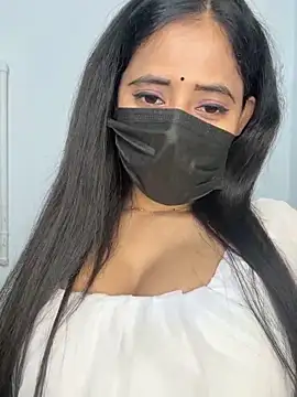 Hot honey77 online show from November 4, 4:50 pm